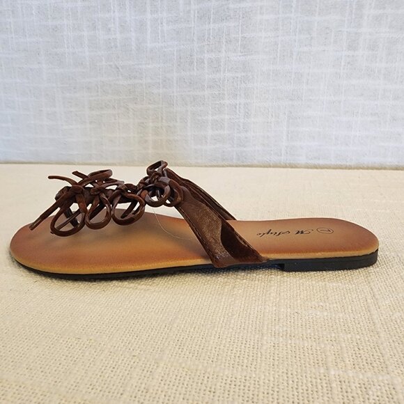 NWOT M Style Slip On Sandals Flat Heel Brown Faux Leather and Suede W - 7  A244 - Picture 7 of 12